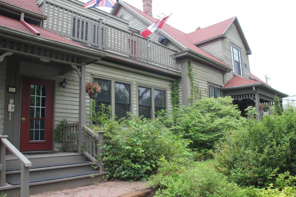 Shipwright Inn Charlottetown Exterior photo