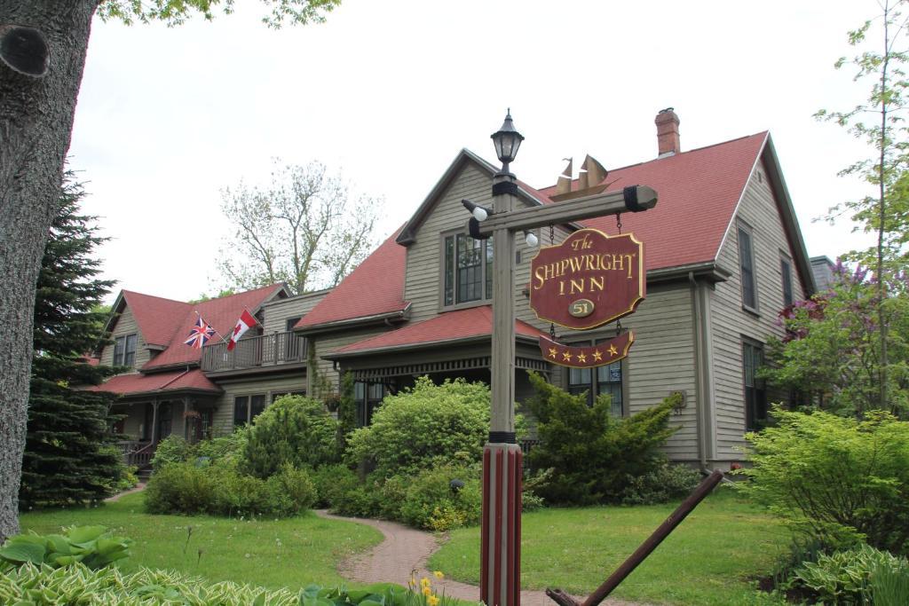 Shipwright Inn Charlottetown Exterior photo